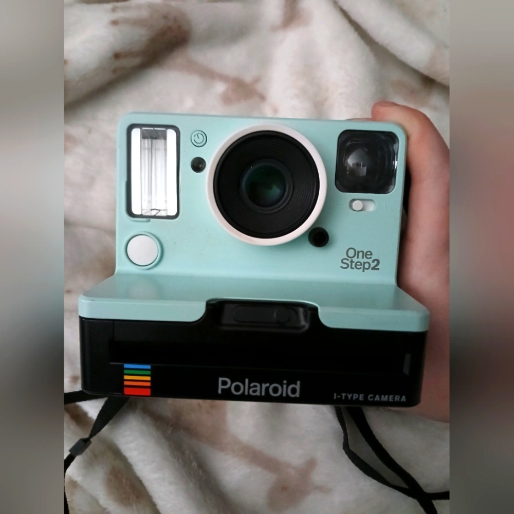 Polaroid OneStep 2 i-Type Camera